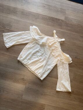 ALICE + OLIVIA Layla Silk Blouse Cold Shoulder Ruffle Blouson Top Shirt